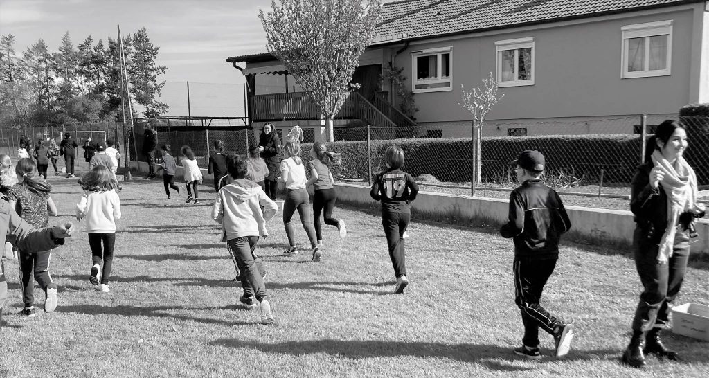 RETOUR EN IMAGES : « COURSE LONGUE » des écoliers de Horbourg-Wihr lors de la journée du 14 avril 2023 : Plus de 1 050km parcourus !